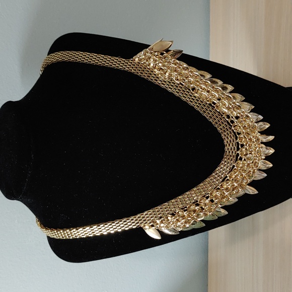 Vintage Layered Bib Necklace - Picture 3 of 3